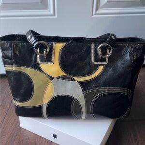 COACH Inlaid “C” Zip Vintage Tote